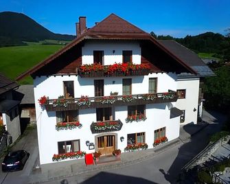 Gasthaus Kirchenwirt - Koppl - Gebouw