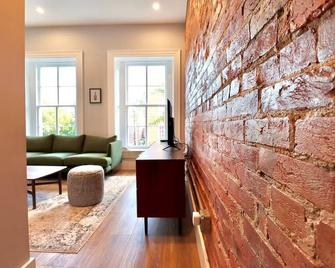 The Franklin Suite at Prince Street Inn - Alexandria