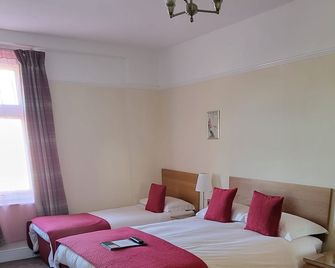Rossdene House - Blackpool - Bedroom