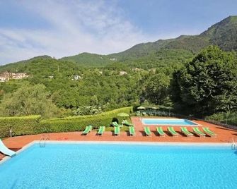 Appartamenti Apollo XI, Gtsgroup - Tignale - Pool