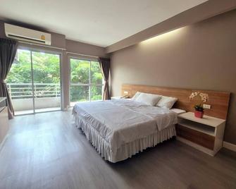 جاي بارك آت تشيناكيت - بانكوك - غرفة نوم