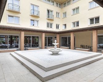 B&B Hotel Affi - Lago di Garda - Affi - Gebäude