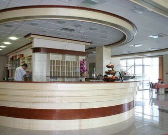 Hotel Krek - Lesce - Reception