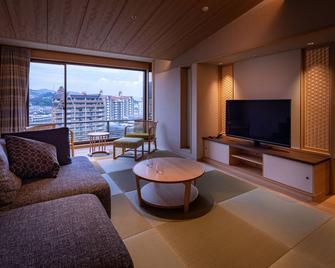 Hotel Wakamizu - Takarazuka - Living room