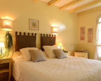 Hôtel Villa Glanum et Spa - Saint-Rémy-de-Provence - Bedroom
