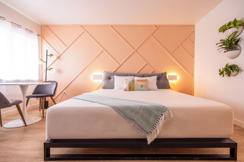 The Imperial - Albuquerque - Bedroom