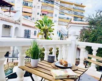 Casa Encanto de Nerja by At Home costa del sol - Nerja - Parveke