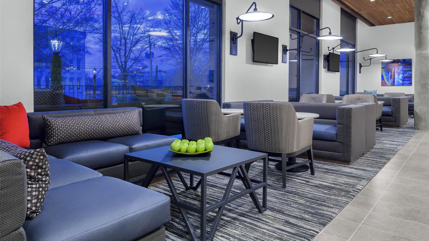 Hyatt Place Athens Downtown
