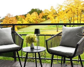 Hotel Sonnenhof Grafenau - Grafenau - Balkon