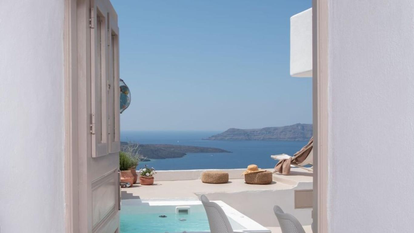 The Globe Suites Villa