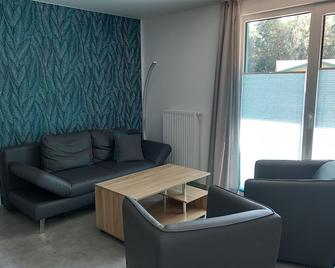 Kat. II Bungalow 22, Deutschland - Trassenheide - Wohnzimmer