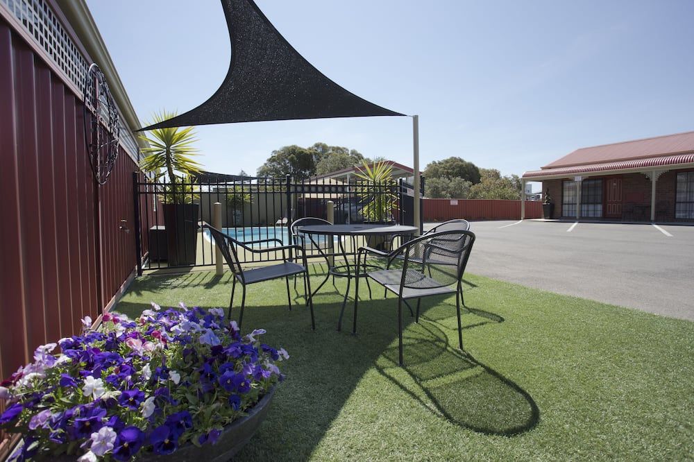 Horsham Country City Motor Inn - Horsham - Innenhof