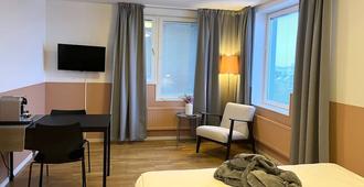 2Home Hotel Apartments - Solna - Schlafzimmer