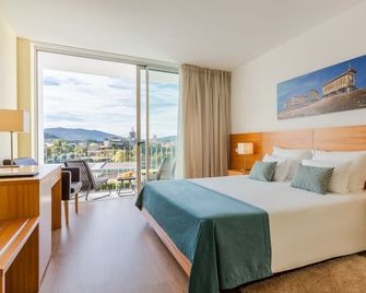 Luna Arcos Hotel Nature & Wellness - Arcos de Valdevez - Спальня