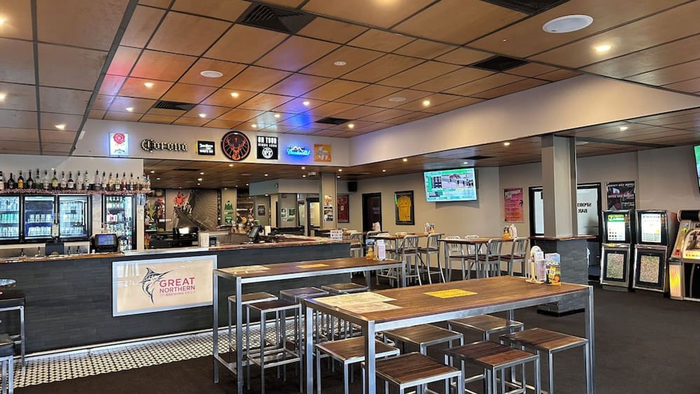 Hervey Bay Hotel & Resort