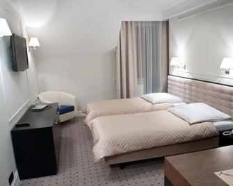 Hotel Focus - Lublin - Phòng ngủ