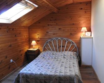 Charmante maison bio avec jardin près du lac de la Liez - FR-1-611-15 - Bannes - Habitación