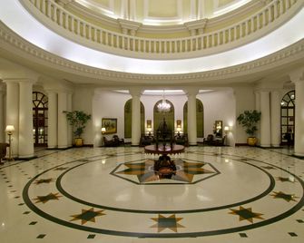 Taj Mahal Lucknow - Lucknow - Aula