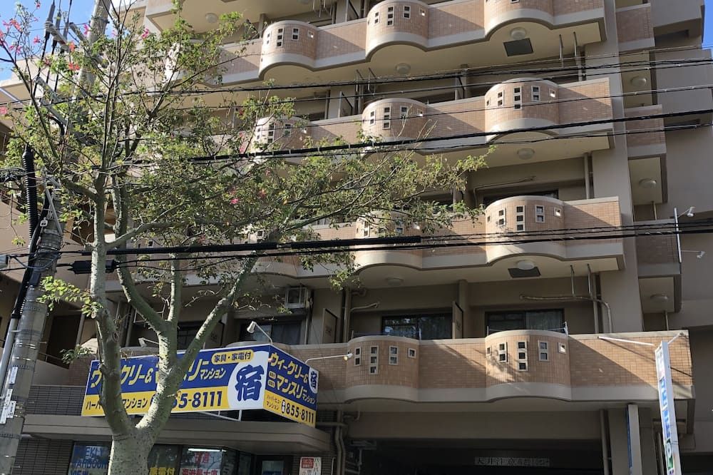 Weekly Harbourview Mansion Main Building