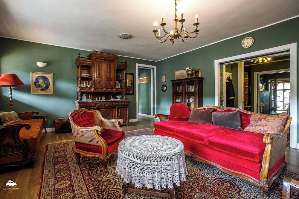 Nomad Hotel & Glamping