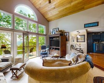 Pisgash Cottage - Pisgah Forest - Sala de estar