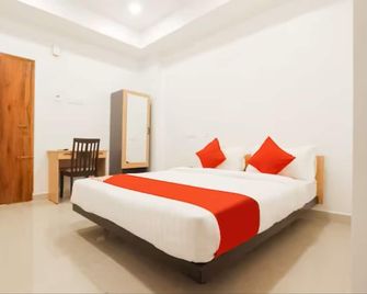 Grande Inn - Erode - Bedroom