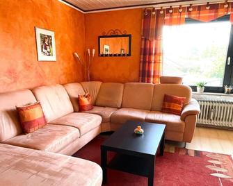 Ferienwohnung Hoamatgfühl - Furth im Wald - Wohnzimmer