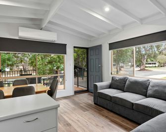Discovery Parks - Echuca - Echuca - Living room