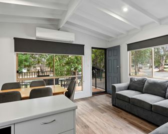 Discovery Parks - Echuca - Echuca - Living room