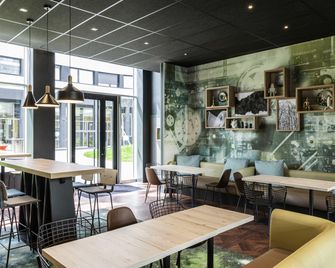 Aparthotel Adagio Access Palaiseau Saclay - Palaiseau - Restaurant