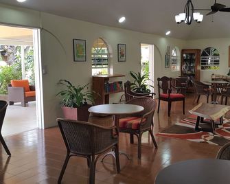 Blue Horizons Garden Resort - St. George's - Restaurant