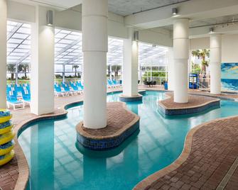 默特爾比奇海濱希爾頓欣庭飯店 - 默特爾比奇 - 游泳池
