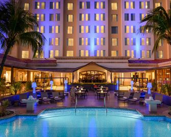 Intercontinental Hotels Managua At Metrocentro Mall By IHG - Managua - Budova
