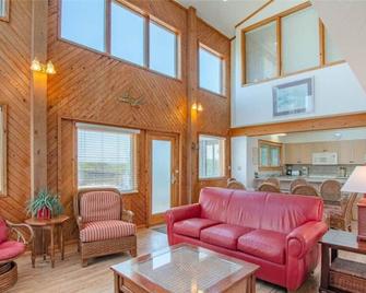 1366 - Whale Spray by Resort Realty - Corolla - Living room