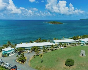 Tamarind Reef Resort Spa & Marina - Christiansted - Outdoor view