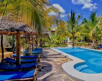 Kameleon Blue - Kizimkazi - Piscine