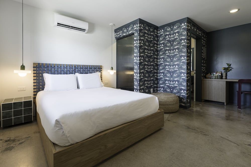 Bedroom view of Best Bet Motor Lodge