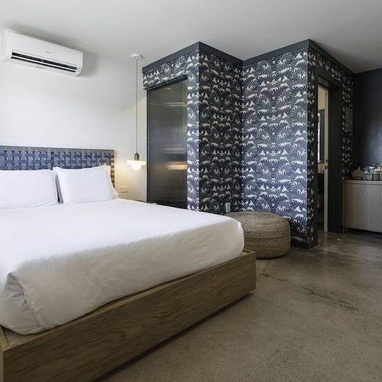 Bedroom view of Best Bet Motor Lodge