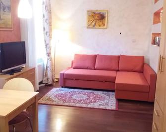 One bedroom apartment - comfortable and cozy - Rogaška Slatina - Living room