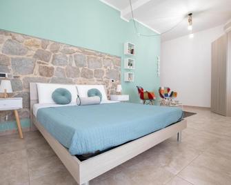 B&B Vico 10 - Guspini - Habitación