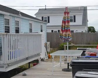 Seabrook Beach 136b-Franklin St. 3 Mins To Ocean, Ac/Wifi Bbq Grills - Seabrook - Patio