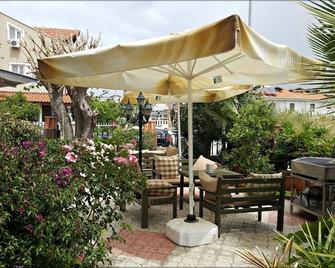 Eon Dalyan Boutique Hotel - Dalyan (Mugla) - Patio