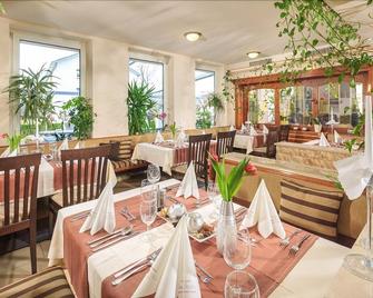 Hotel Gasthaus zum Zecher - Lindau - מסעדה