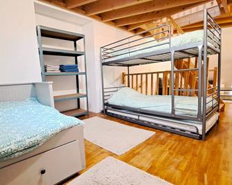 Star gite \'Au coeur de le Roche\', La Roche Guyon 120m2 - La Roche-Guyon - Chambre