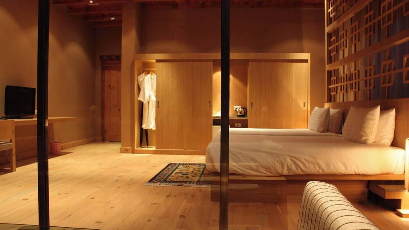 Udumwara Resort And Spa