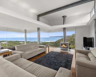 Fair Heaven I Ocean Views - Fairhaven - Salon