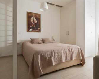 Casa Aleardi grazioso e nuovissimo monolocale con balcone - Pesaro - Habitación
