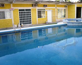 Villas Yoleth Hotel - Playa de Chachalacas - Piscina