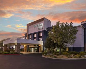 SpringHill Suites by Marriott Lancaster Palmdale - Lancaster - Gebäude