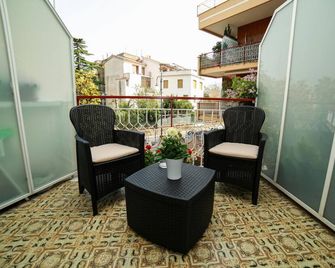 De Vivo Realty - Casa Minna - Sant'Agnello - Parveke